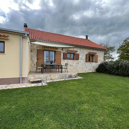 Holiday House Green Dream Obrovac Dış mekan fotoğraf